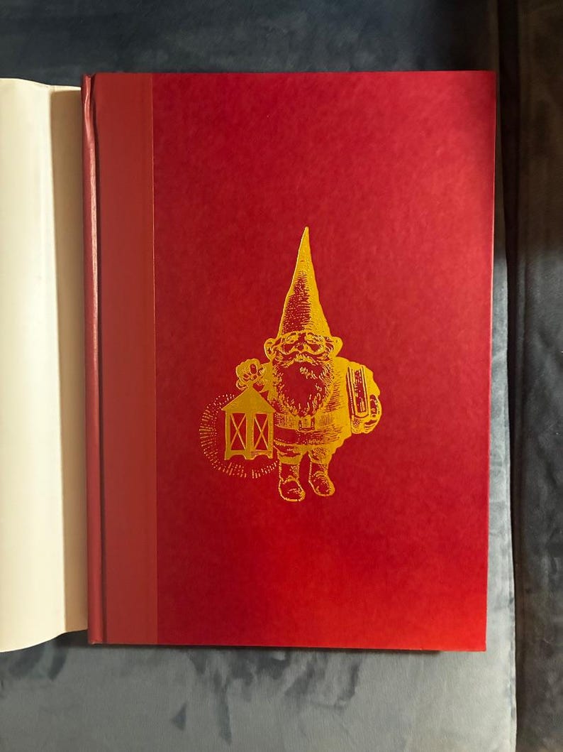 Gnomos de Wil Huygen; ilustrado por Rien Poortvliet 1977 Primera edición Reimpresión Casi perfecto/Casi perfecto imagen 7