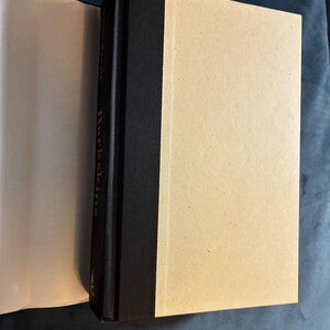 Barkskins de Annie Proulx, 2016, primera edición, primera impresión, VG+/Casi perfecto, tapa dura. imagen 7