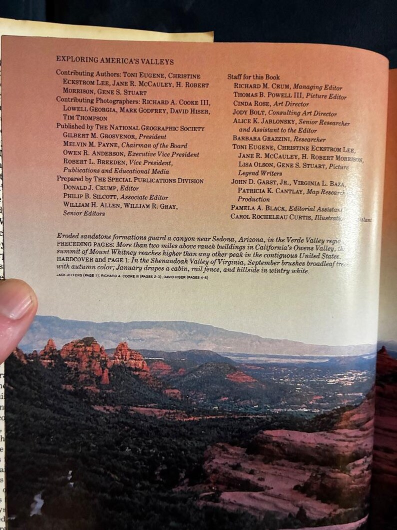 Het verkennen van de valleien van Amerika: van de Shenandoah tot de Rio Grande, door de National Geographic Society, 1984, eerste editie. In bijna perfecte/zeer goede staat. afbeelding 3