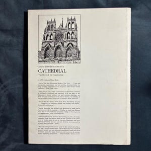 City: A Story of Roman Planning and Construction by David Macaulay 1974 First Edition Third Printing Very Good/Very Good image 6