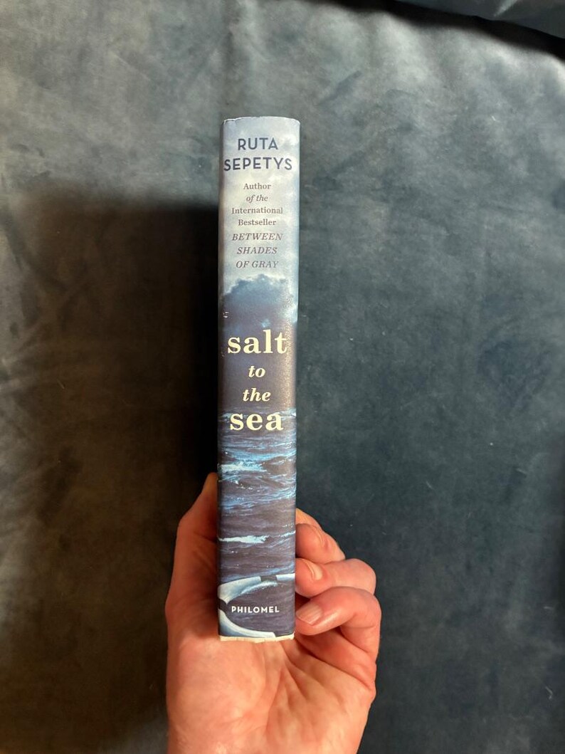 Salt to the Sea by Ruta Sepetys Signed 2016 First Edition First Printing Near Fine/VG+ image 8