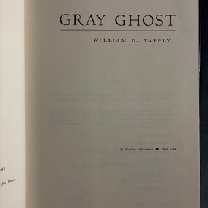 Gray Ghost by William G. Tapply First Edition First Printing Near Fine/Near Fine Hardcover image 5