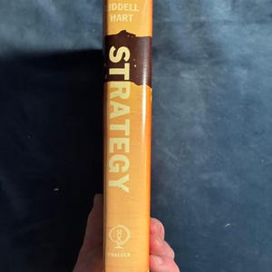 Strategy by B. H. Liddell Hart 1967 Frederick A. Praeger Edition Second Printing VG+/Very Good image 7