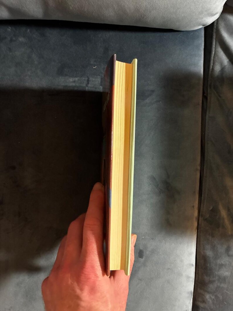 Body by Harry Crews 1990 First Edition First Printing Near Fine/Near Fine image 7