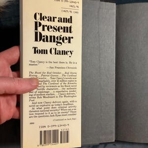 Clear and Present Danger by Tom Clancy 1989 First Edition First Printing Fine/Near Fine image 2