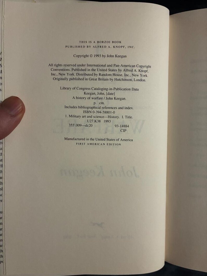 Historia de la guerra, de John Keegan, 1993. Primera edición, primera impresión. Tapa dura. En excelente/casi excelente estado. imagen 3
