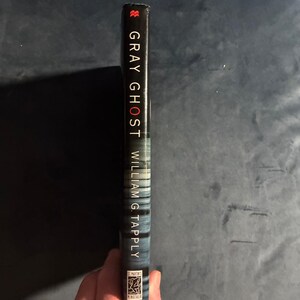 Gray Ghost by William G. Tapply First Edition First Printing Near Fine/Near Fine Hardcover image 6