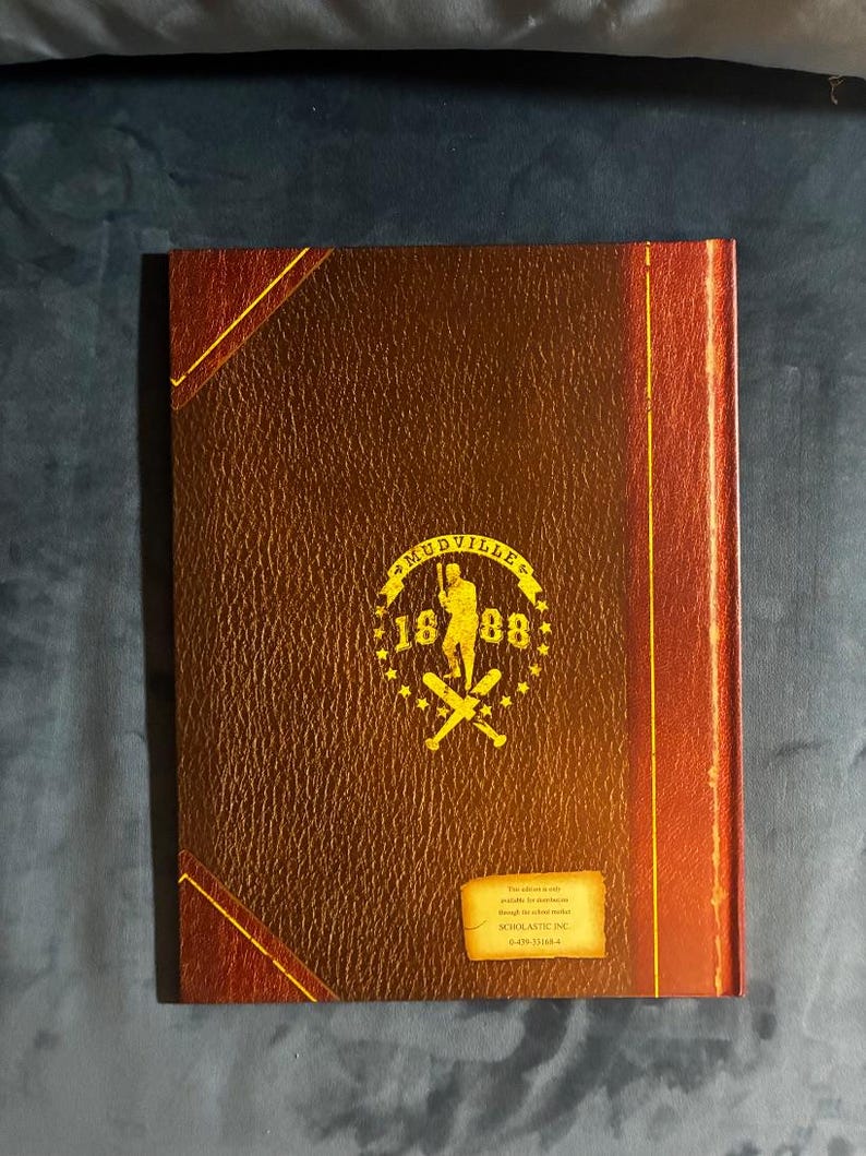 Casey at the Bat: A Ballad of the Republic Sung in the Year 1888 by Ernest Lawrence Thayer; illustrated by Christopher Bing 2001 Scholastic image 7