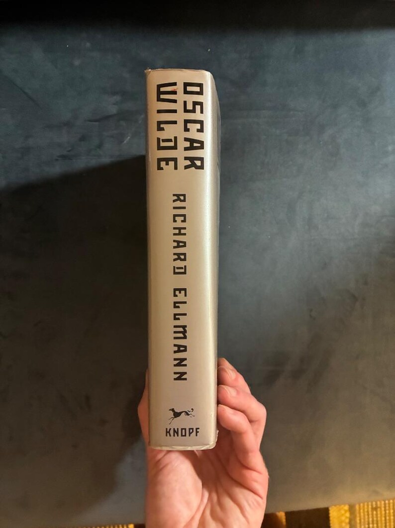 Oscar Wilde de Richard Ellmann. Primera edición, primera impresión. Tapa dura. En excelente estado. imagen 8