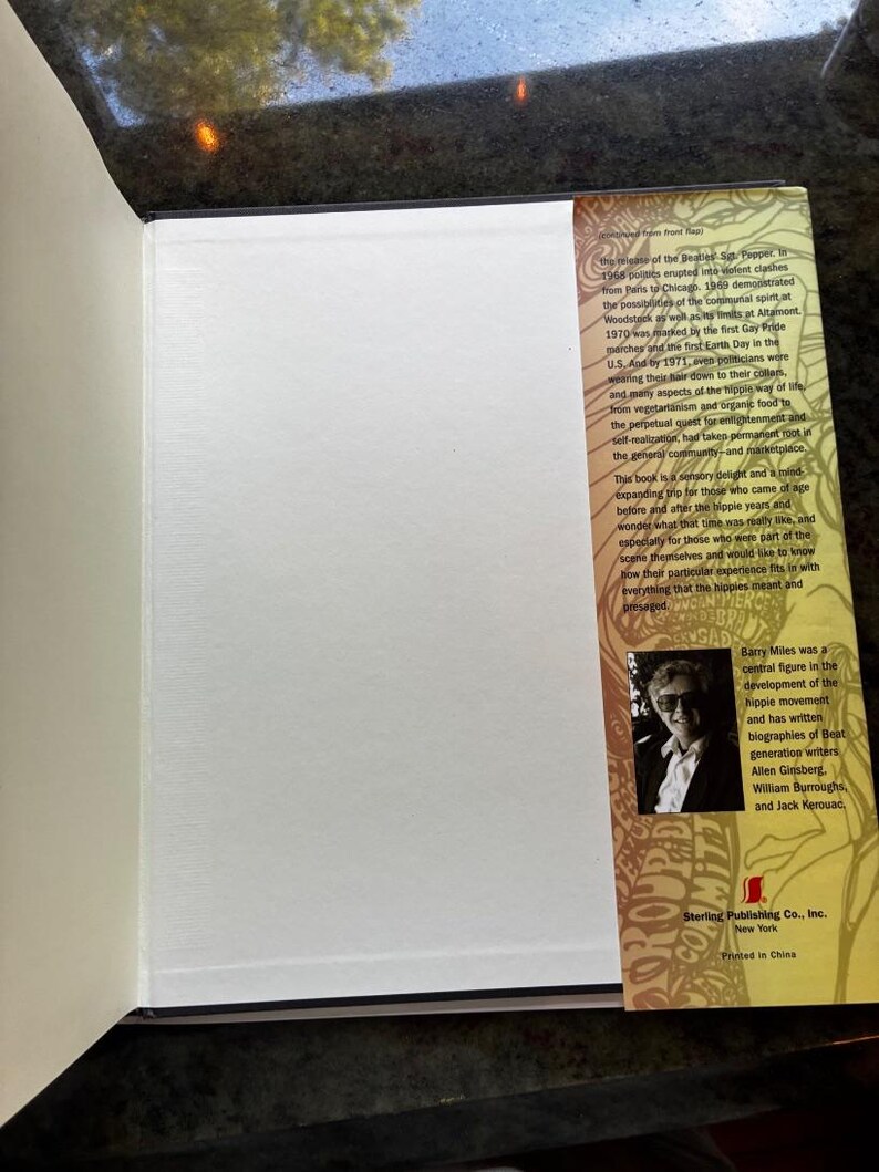 Hippie by Barry Miles 2004 Sterling Publishing First Printing Near Fine/Very Good Hardcover image 7