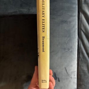 Élites militares por Roger A. Beaumont 1974 Primera edición Primera impresión Casi perfecto/Muy bueno imagen 9