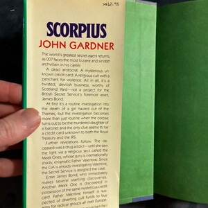 Scorpius by John Gardner 1988 First Edition First Printing Near Fine/VG+ Hardcover image 2