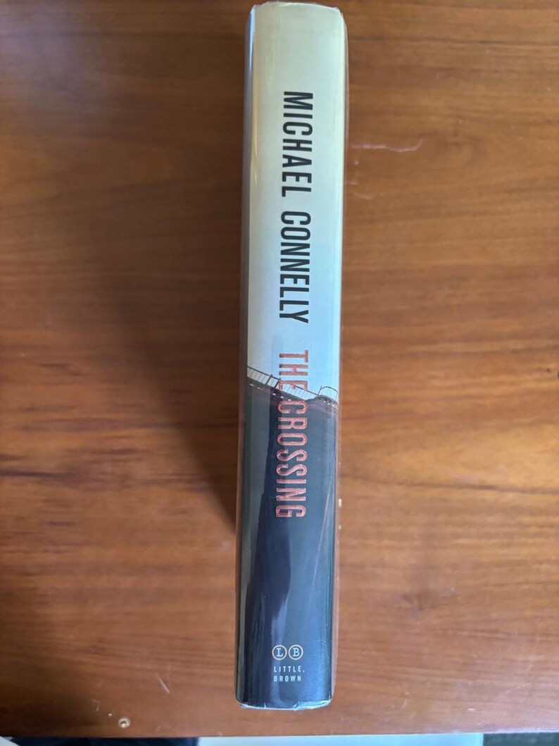 Michael Connelly, De Oversteek, Gesigneerde eerste editie, hardcover (in bijna perfecte staat) afbeelding 5