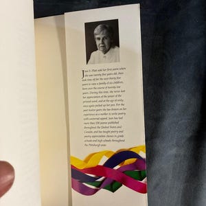 Ribbons de Jean S. Platt. Firmado. 1992. Primera edición. Primera impresión. Tapa blanda. Muy buen estado. imagen 8