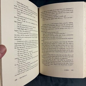 Libra de Don DeLillo, 1988, primera edición, primera impresión, casi perfecto/muy buen estado+. imagen 5