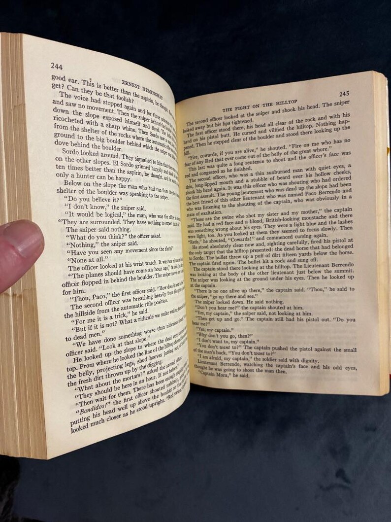 Men at War: The Best War Stories of All Time by Ernest Hemingway (editor) 1942 Edition Very Good/Good image 9