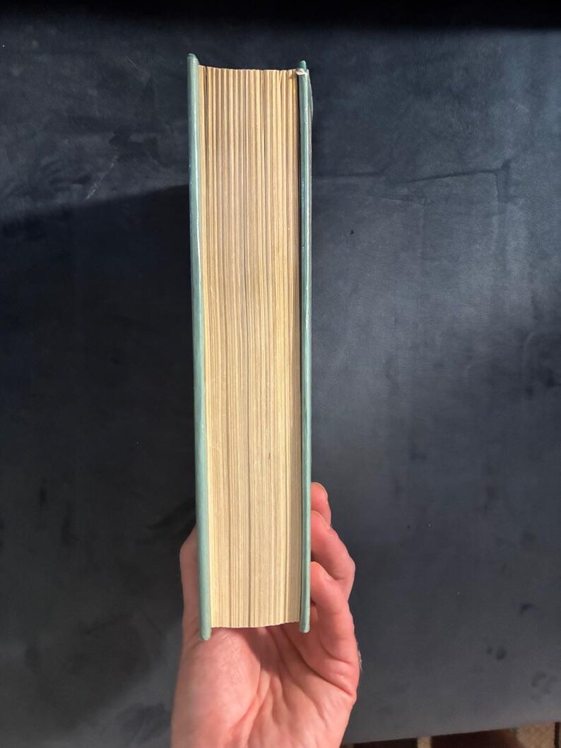 Peachtree Road by Anne Rivers Siddons First Edition First Printing Near Fine/Near Fine image 10
