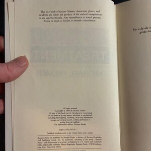 Silent Treatment by Michael Palmer 1995 First Edition Near Fine/Very Good image 3