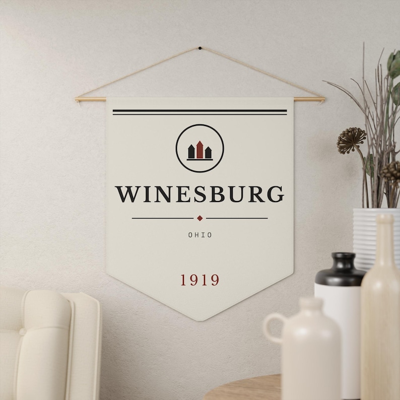 Winesburg Ohio 1919 Literary Pennant – Sherwood Anderson Classic Literature Decor image 3
