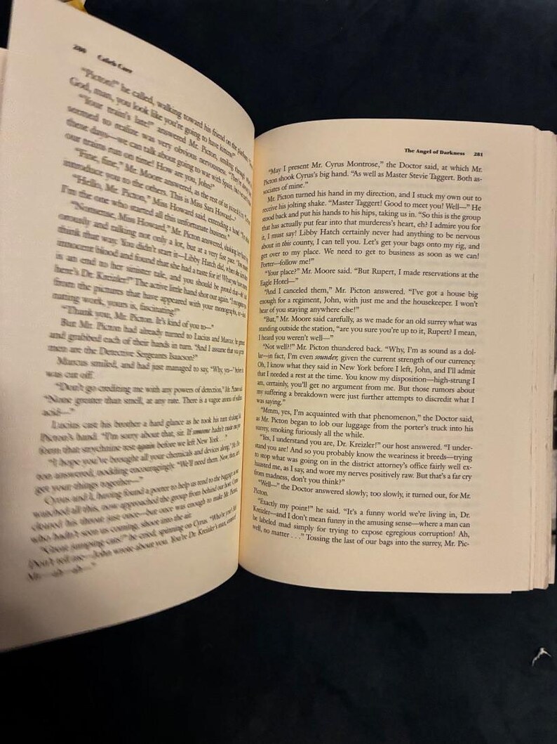 El ángel de la oscuridad de Caleb Carr. Primera edición. Primera impresión. Casi perfecto/Muy buen estado. imagen 7