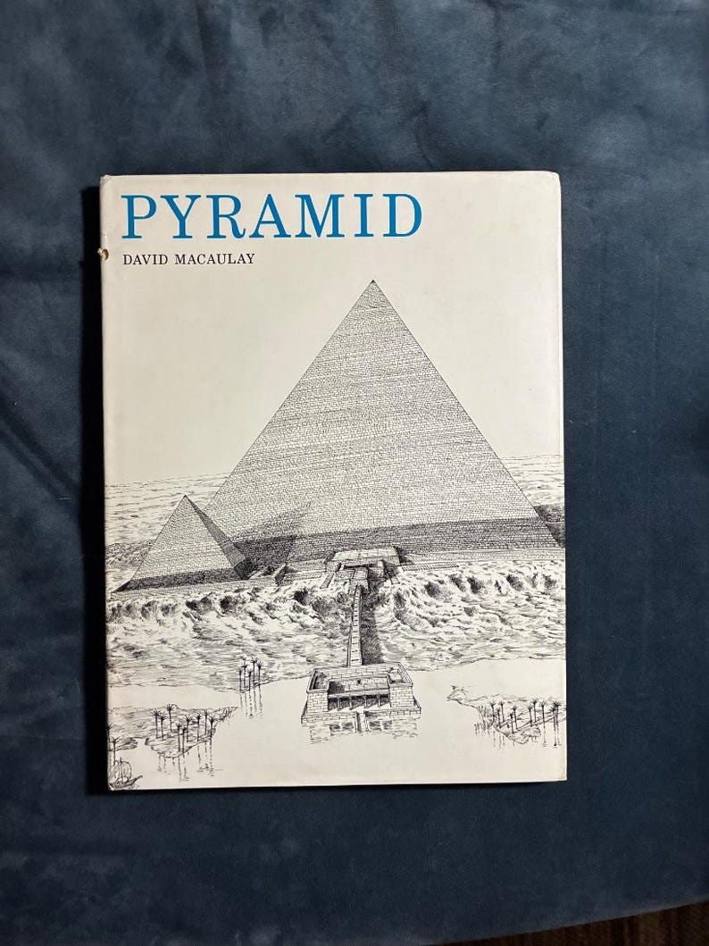 Pyramid by David Macaulay 1975 First Edition Second Printing Very Good/Very Good image 1