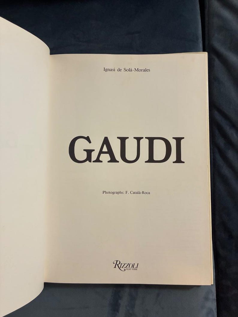 Gaudí, Ignasi de Sola-Morales, Erstausgabe 1986, sehr guter Zustand, Hardcover Bild 10