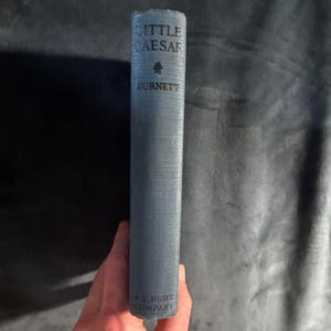 El pequeño César de W. R. Burnett 1931 A. L. Burt Company Edición cinematográfica imagen 1