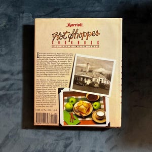 Libro de cocina Marriott Hot Shoppes: Sesenta años de cocina estadounidense (Primera edición de 1987) imagen 2