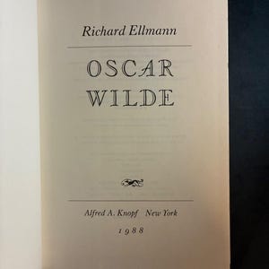 Oscar Wilde de Richard Ellmann. Primera edición, primera impresión. Tapa dura. En excelente estado. imagen 5