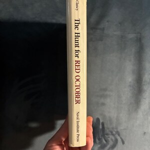 The Hunt for Red October by Tom Clancy 1984 First Edition 5th Printing Near Fine/Very Good Hardcover image 7