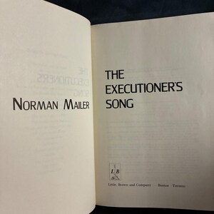 Le Chant du bourreau de Norman Mailer, première édition, premier tirage, état proche du neuf/très bon+, couverture rigide image 7