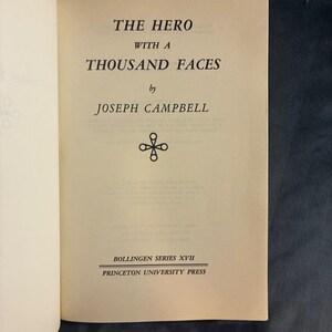 ジョセフ・キャンベル著『千の顔を持つ英雄』1973年プリンストン大学出版局版第3刷、ほぼ美品のペーパーバック 画像 3