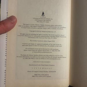 Spider Bones de Kathy Reichs. Primera edición, primera impresión. Excelente estado/Muy buen estado. imagen 5