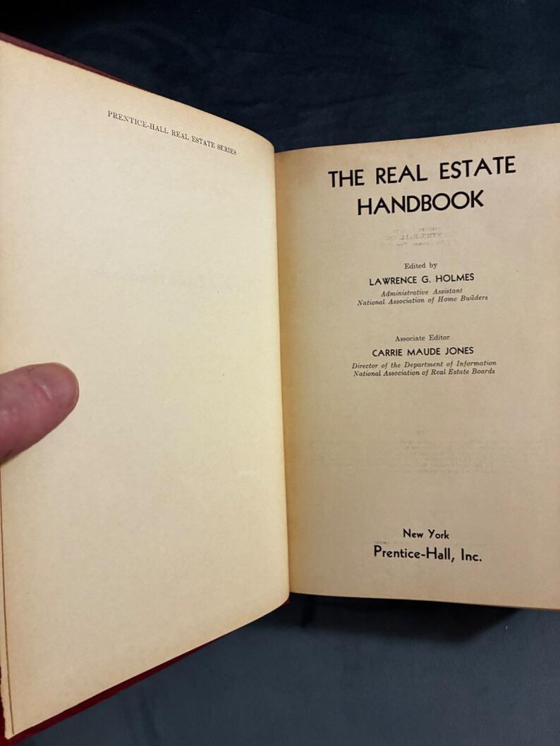 The Real Estate Handbook by Lawrence G. Holmes (editor) First Edition 1951 image 5