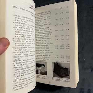 Collecting Toys by Richard O'Brien First Edition Very Good image 4