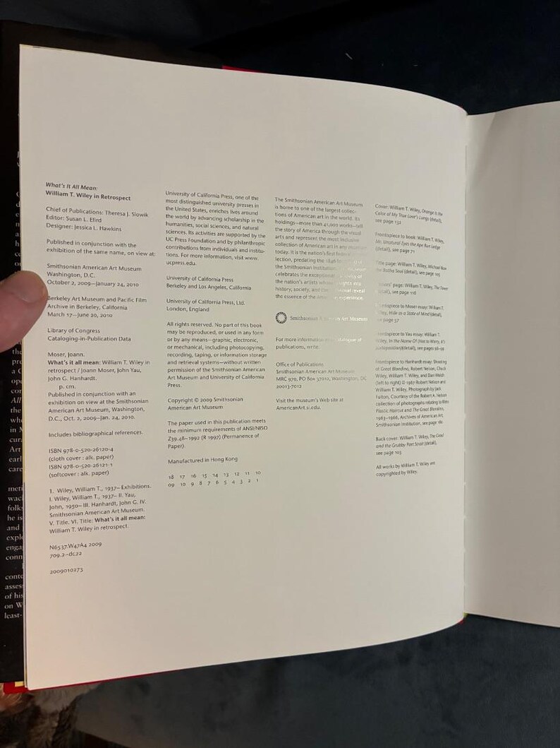 ¿Qué significa todo esto?: William T. Wiley en retrospectiva, por Joann Moser, John Yau y John G. Hanhardt, 2009. Primera edición, primera impresión. imagen 2