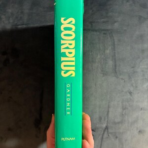 Scorpius by John Gardner 1988 First Edition First Printing Near Fine/VG+ Hardcover image 5
