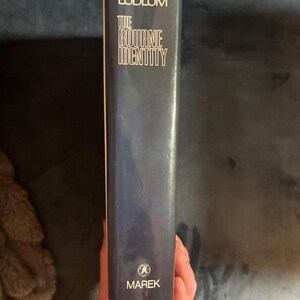 The Bourne Identity by Robert Ludlum 1980 First Edition Near Fine/Very Good image 8