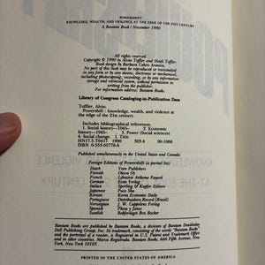 Historia del pueblo de los Estados Unidos, 1492-presente, de Howard Zinn. Edición HarperCollins. Excelente/Casi excelente. imagen 11
