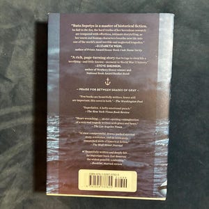 Salt to the Sea by Ruta Sepetys Signed 2016 First Edition First Printing Near Fine/VG+ image 6