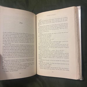 Muerte de reyes de Bernard Cornwell. Primera edición, primera impresión. Tapa dura. Muy buen estado/casi perfecto. imagen 5
