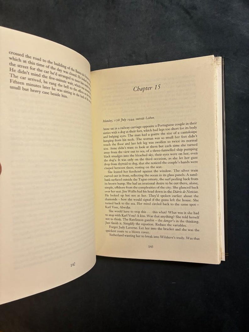 The Company of Strangers by Robert Wilson 2001 First Edition First Printing Fine/VG+ image 4