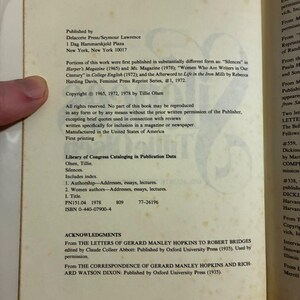 Silences di Tillie Olsen, 1978, Prima edizione, Prima stampa, Quasi perfetto/Ottimo, Copertina rigida immagine 3