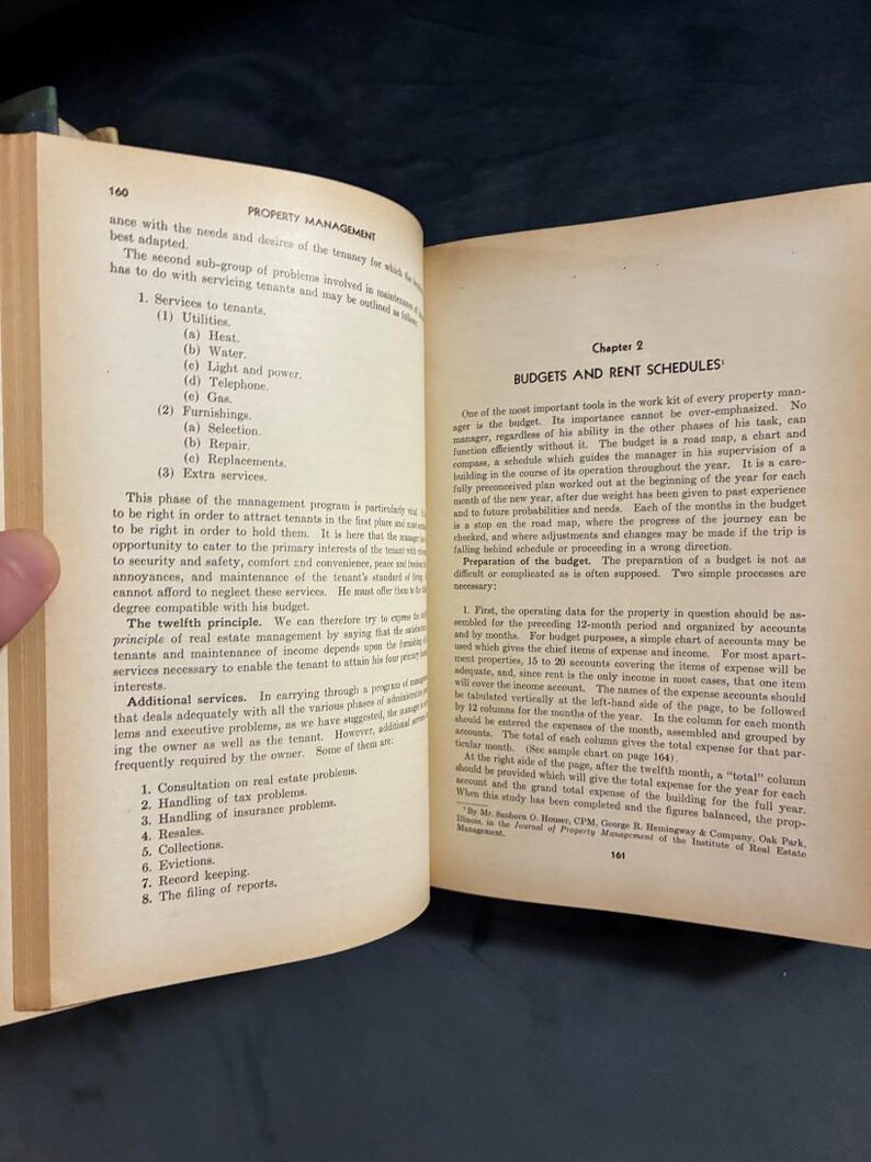 The Real Estate Handbook by Lawrence G. Holmes (editor) First Edition 1951 image 8