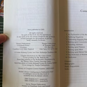 Guía del Camino del Bodhisattva por Shantideva Primera Edición Tapa dura en excelente estado imagen 2
