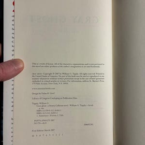 Gray Ghost by William G. Tapply First Edition First Printing Near Fine/Near Fine Hardcover image 8