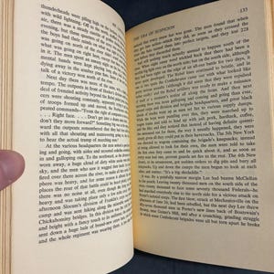 The Army of the Potomac (trilogy): Mr. Lincoln's Army; Glory Road; A Stillness at Appomattox by Bruce Catton 1962 Doubleday Edition image 9