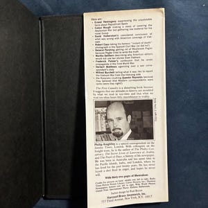 La primera víctima de Phillip Knightley, 1975, primera edición, segunda impresión, casi perfecto/muy bueno. imagen 5