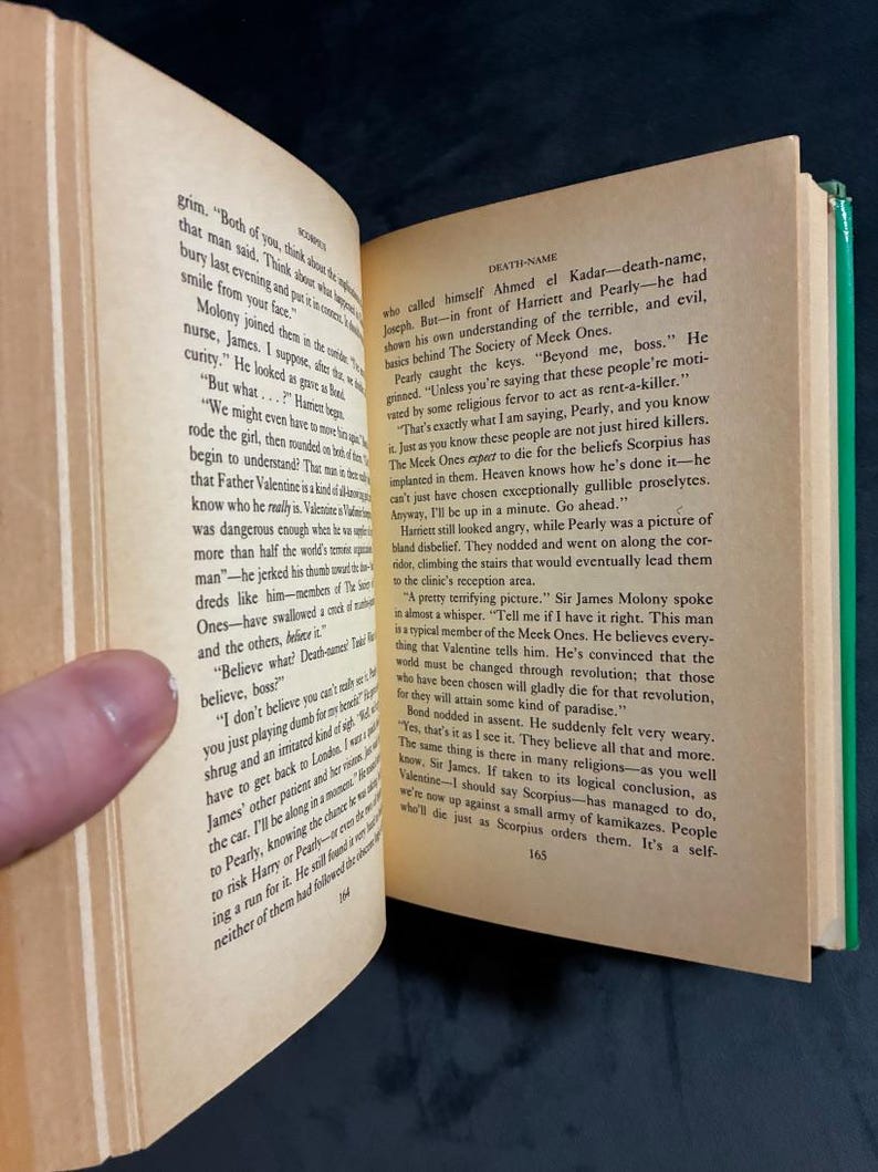 Scorpius by John Gardner 1988 First Edition First Printing Near Fine/VG+ Hardcover image 6