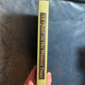 Allt tyst på västfronten av Erich Maria Remarque 1969 The Heritage Press Edition Fine bild 1